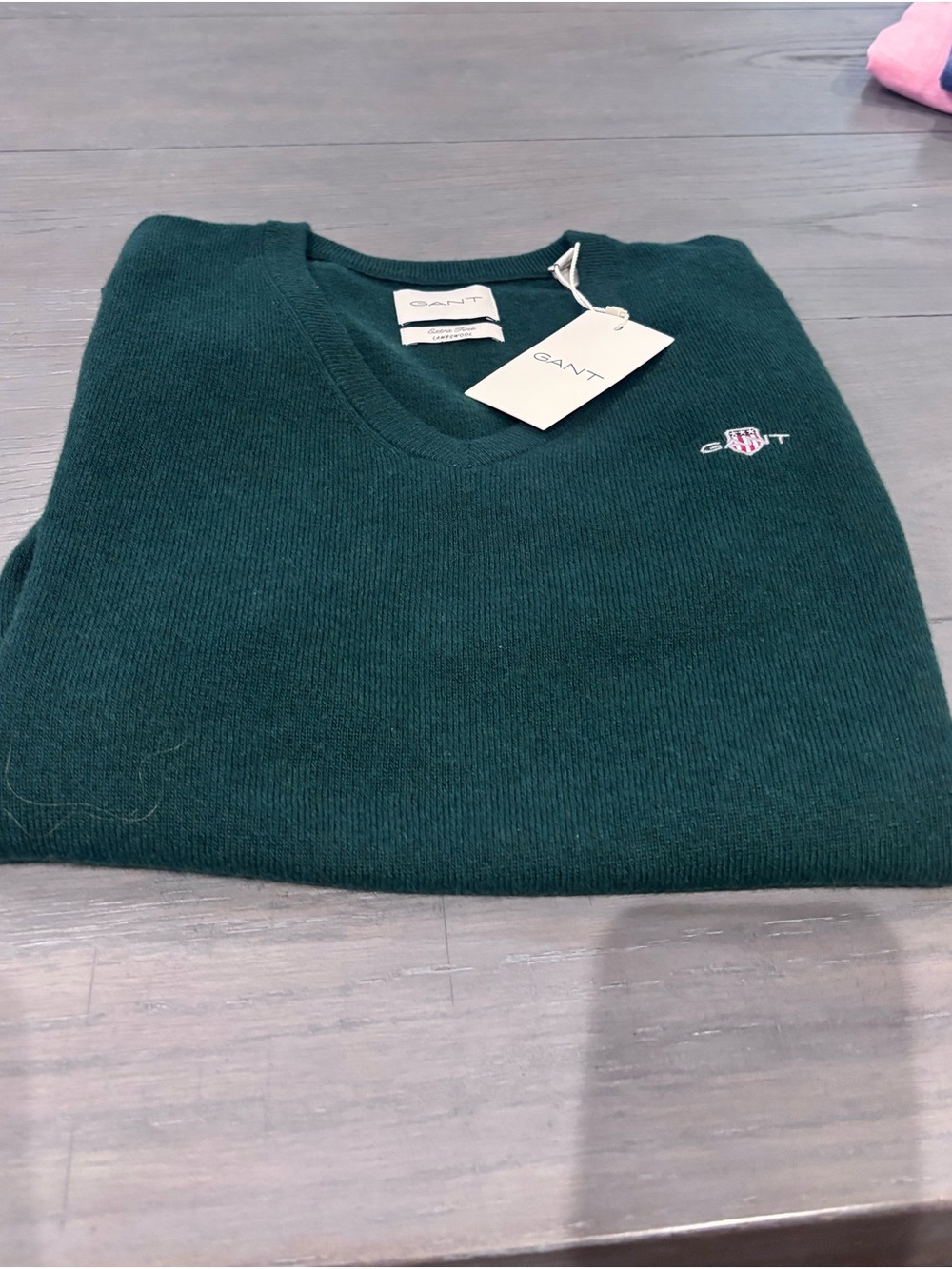 Gant Men's Forest Green V-Neck Sweater with Crest Logo